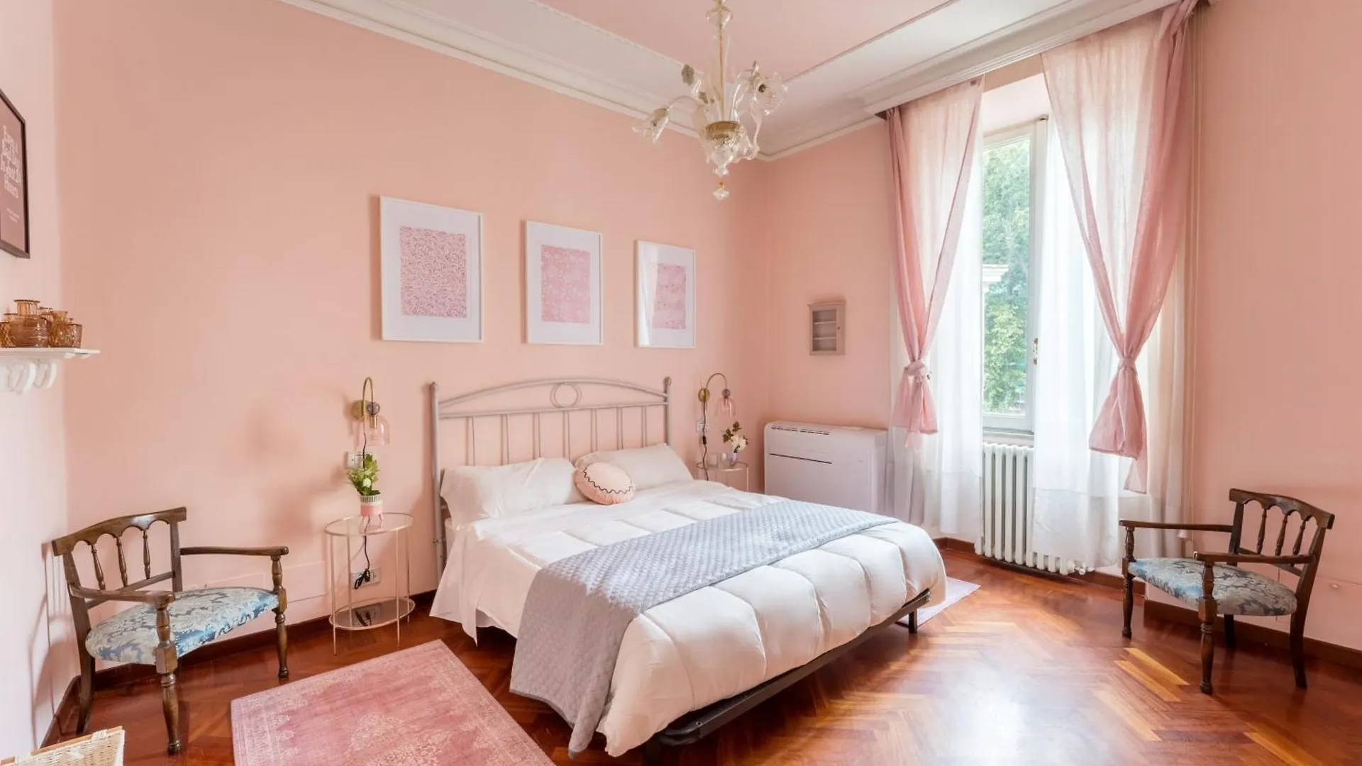 Casa Tudor, Charmy Eccentric Flat In Piccola Londra 10 Min From City Center Apartment